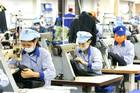 Chạy xe đông khách, chủ hãng lo mang tội với người dân