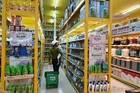 Alibaba nhảy vào,  thị trường hàng tiêu dùng Việt thành 'đấu trường sinh tử'